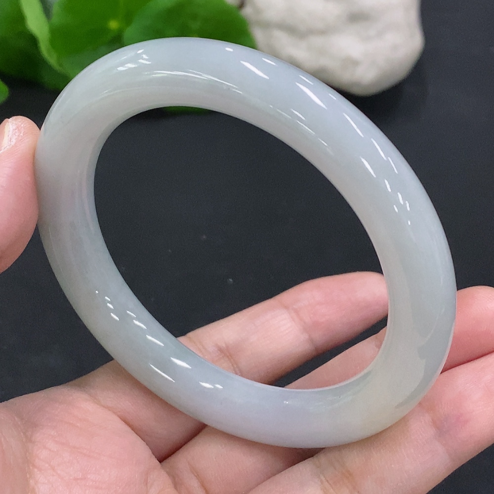 F33934148 Jadeite Round Bangle Size 57.9 Total Weight Approx.60.1g