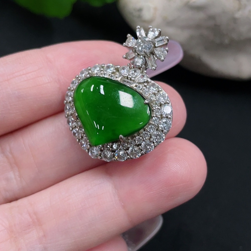 F35128603 Jadeite Inlaid Pendant Non-Gold Inlaid Total Weight Approx. 7.02g