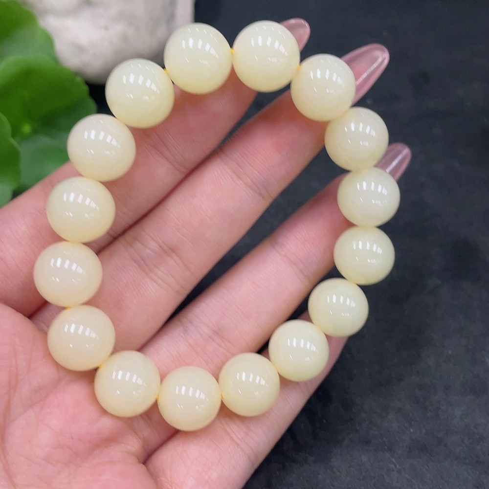 H33926061 Hetian Jade Bracelet, Approx. 11.3mm, Total Weight Approx. 39.1g