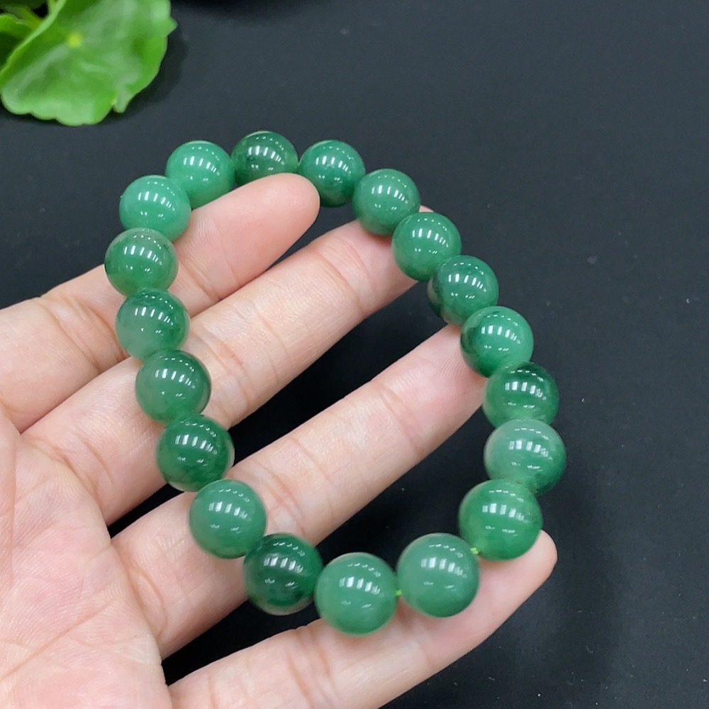 H26039973 African Emerald (Dulong Jade)