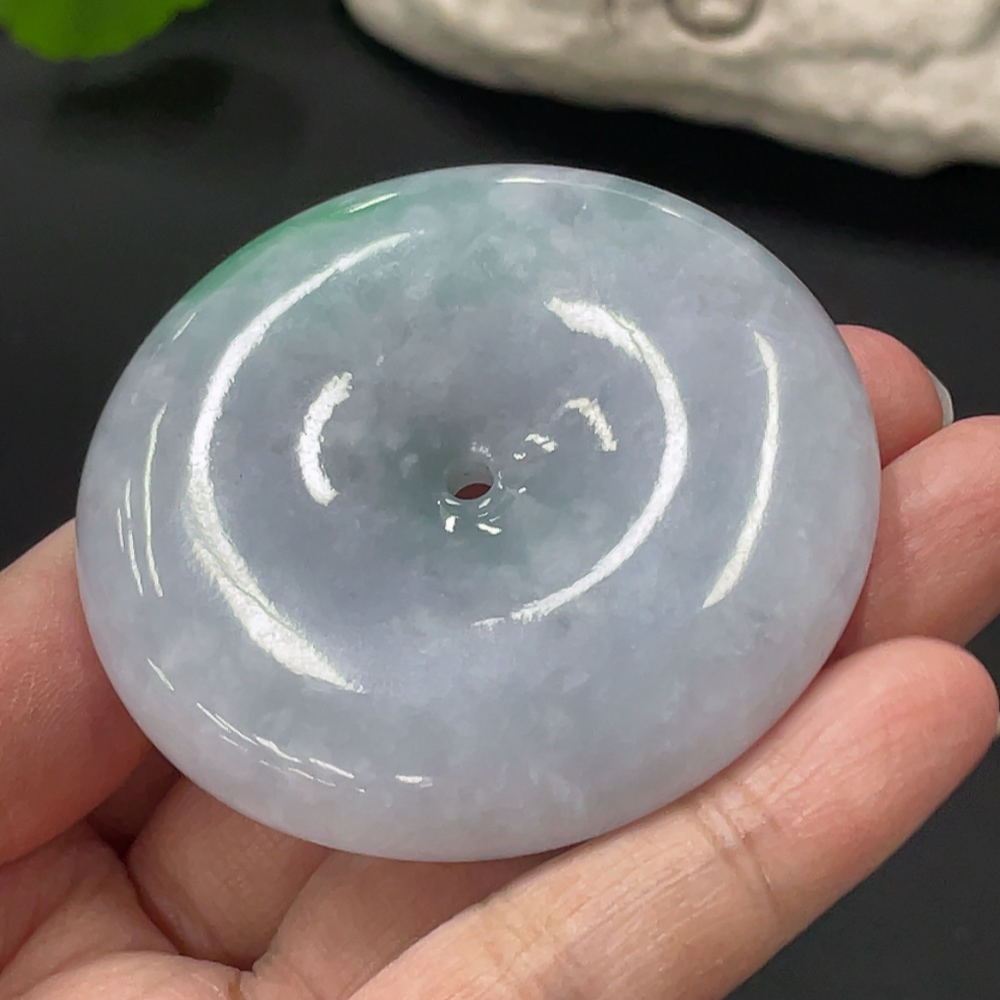 F33874347 JadeitePeace Pendant