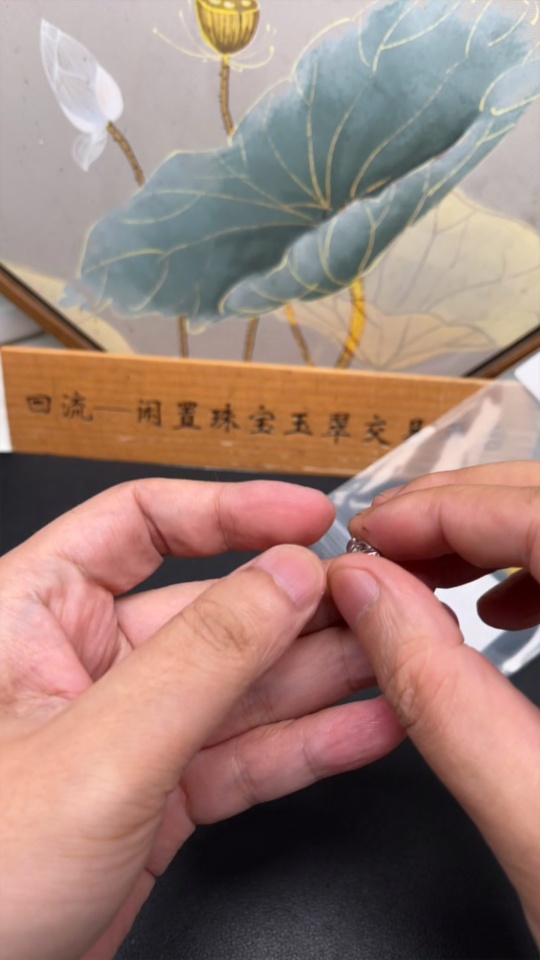 F31603767 Jadeite Gourd Inlaid Earrings Non-Gold Inlaid Total Weight About 1.85g Non-Diamond