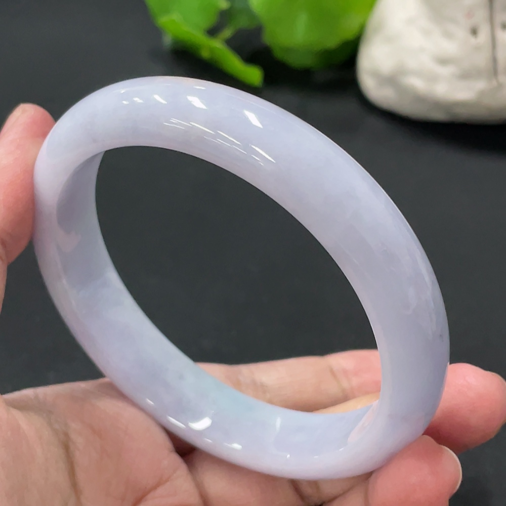 F33909135 Jadeite Round Bangle, Total Weight about 67g, Size 62.8