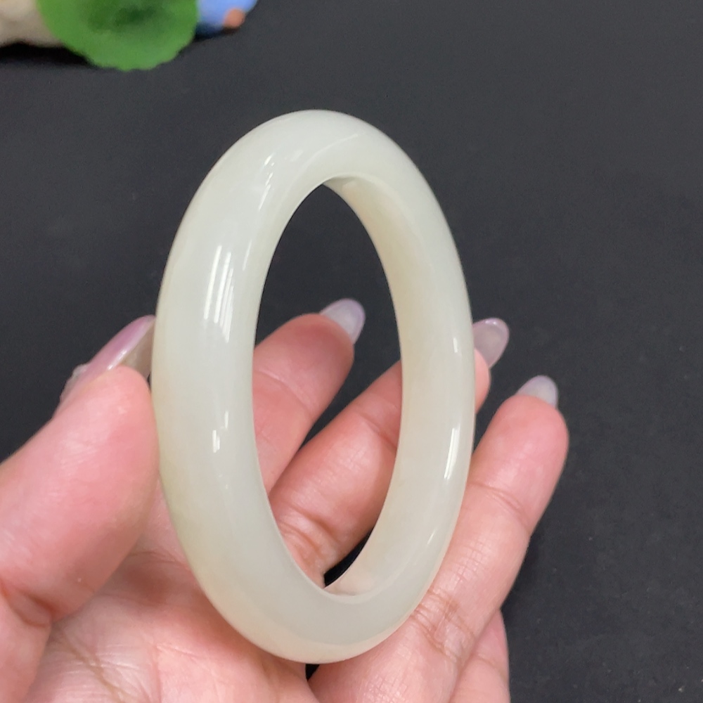 H33901110 Hetian Jade Round Bracelet Size 56.8 Total Weight Approx. 55.2g