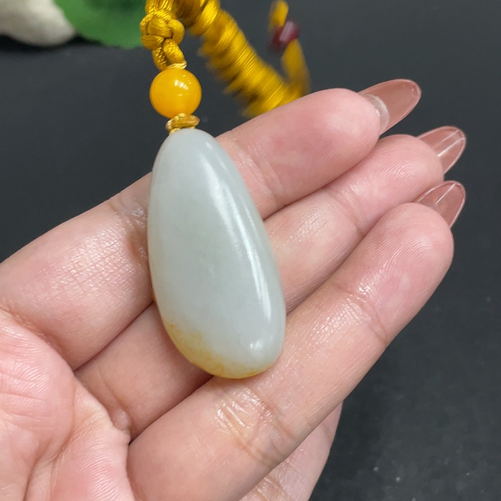 H34010651 Hetian Jade Pendant - Eternal Harmony