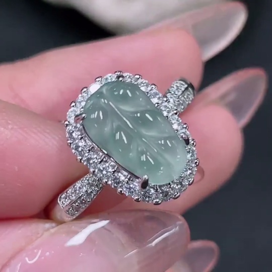 F34019983 Jadeite Inlaid Piece Non-Gold Adjustable Total Weight Approx. 3.28g