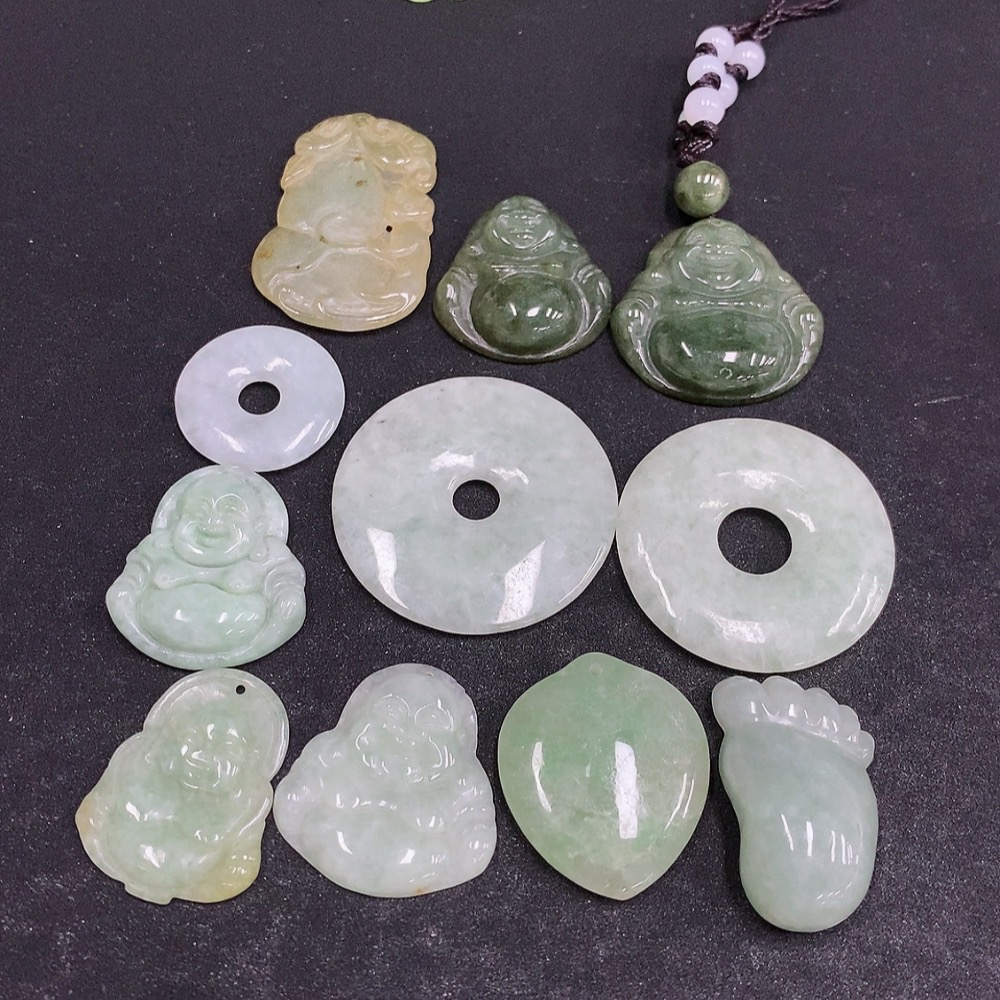 F33830405 Jadeite Pendants Sell as a Lot