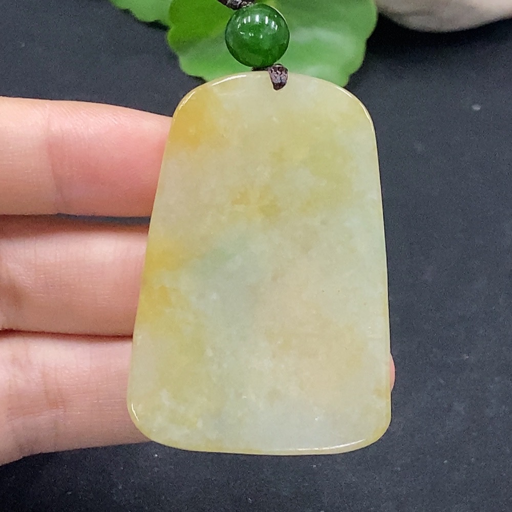 F32820287 Jadeite Guanyin Pendant Total Weight Approx. 16.79g Color Origin Undetermined With Non-Grade A Beads
