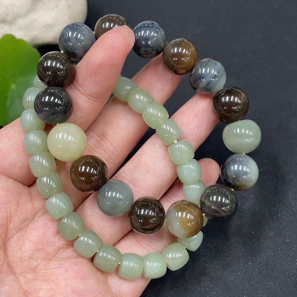 H30521747 Hetian Jade Bracelet, Maximum Bead Size Approx. 11.4mm, Total Weight Approx. 62.3g