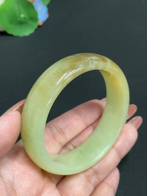 H35100455 Hetian Jade Round Bracelet Size 58.5 Total Weight Approx. 66.6g