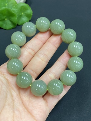 H28188300 Hetian Jade Bracelet   Approx. 15.6mm    Total Weight Approx. 80g
