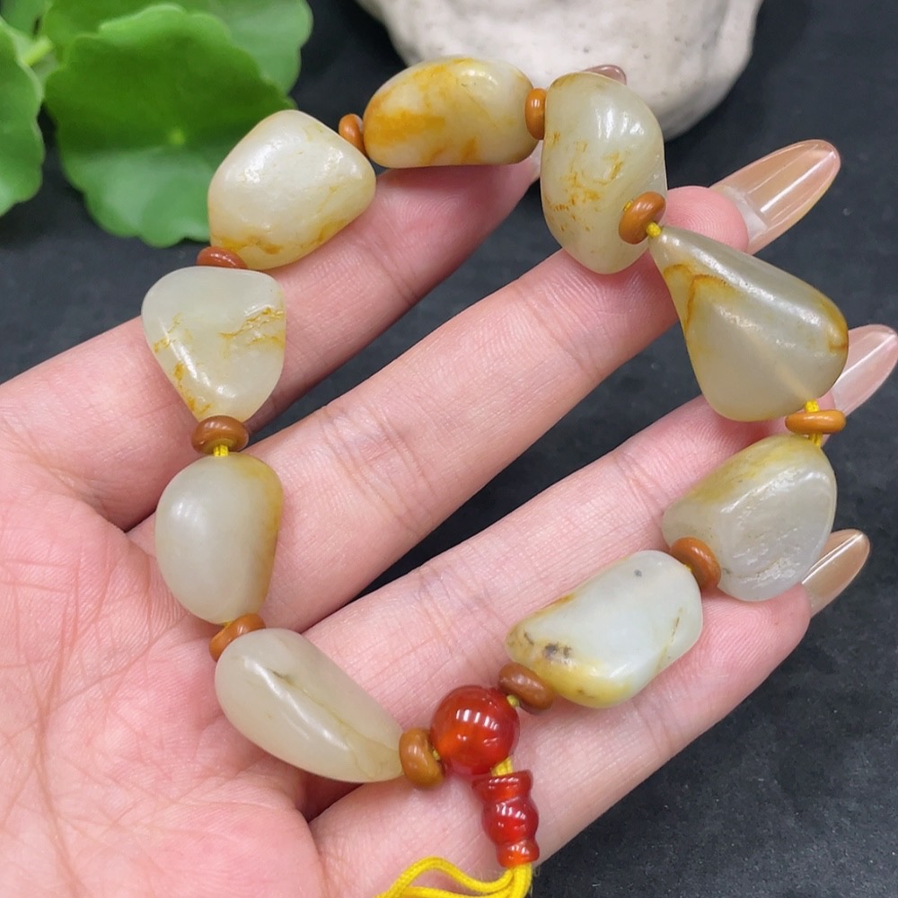 H32797954 Hetian Jade Bracelet, Undetermined Skin Color Origin, Contains Other Mineral Components, Non-Hetian Jade Beads Included, Total Weight Approximately 44.5g