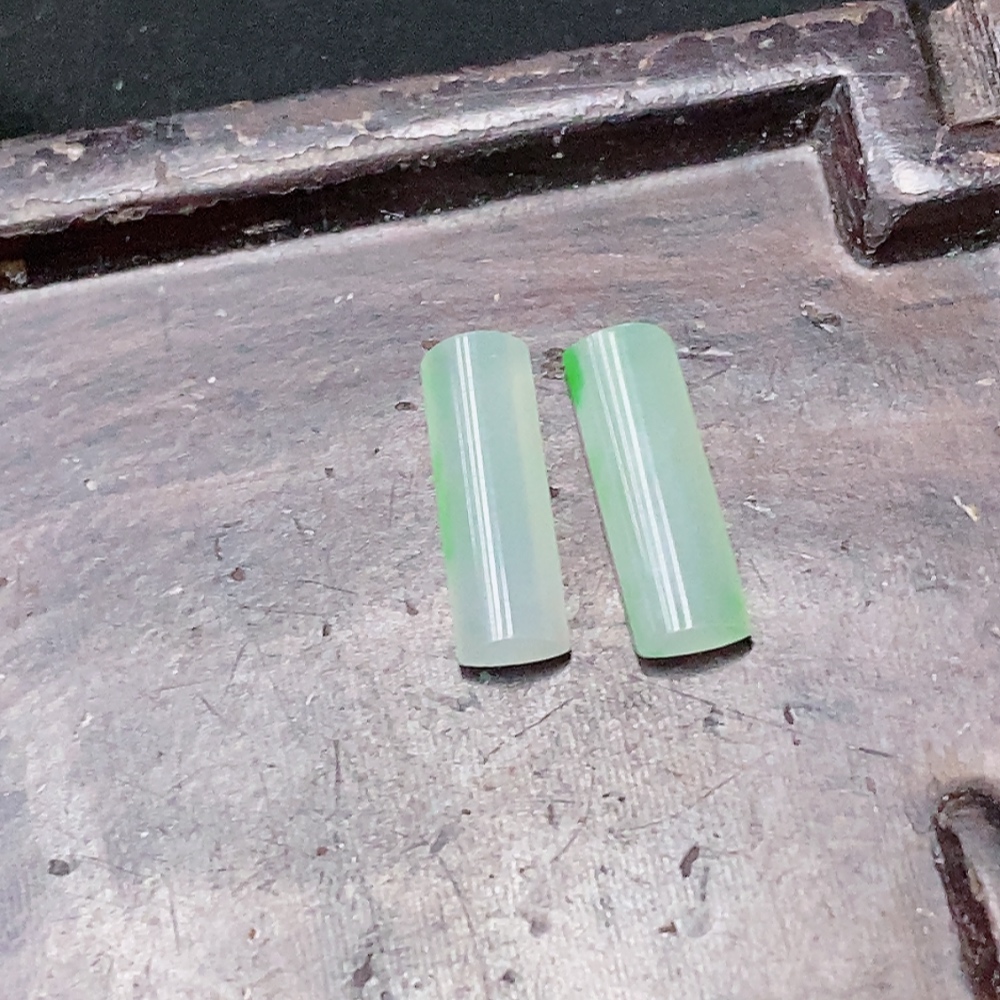 F28199691 Jadeite Inlaid Pieces Sell as a Lot