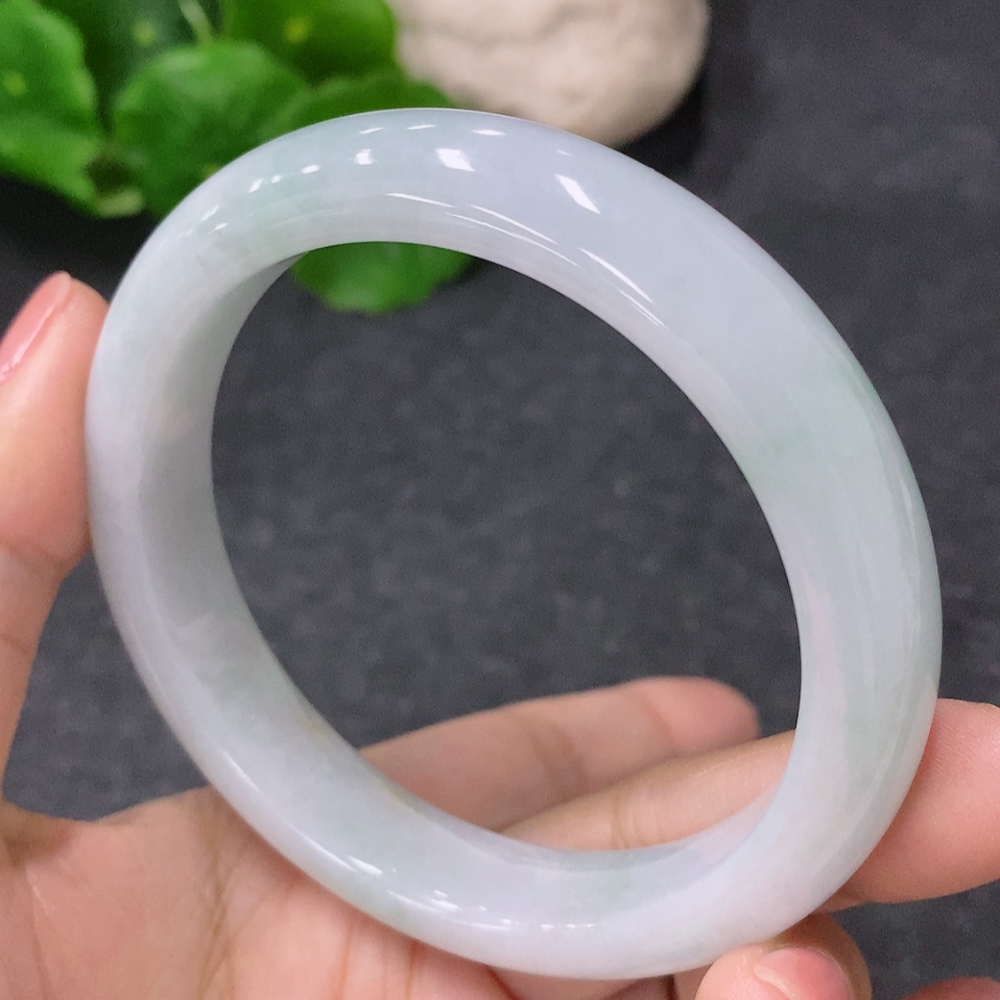 F34997882 Jadeite Regular Bangle Size 57.5mm Total Weight Approx. 57.35g with Breakage/Damage