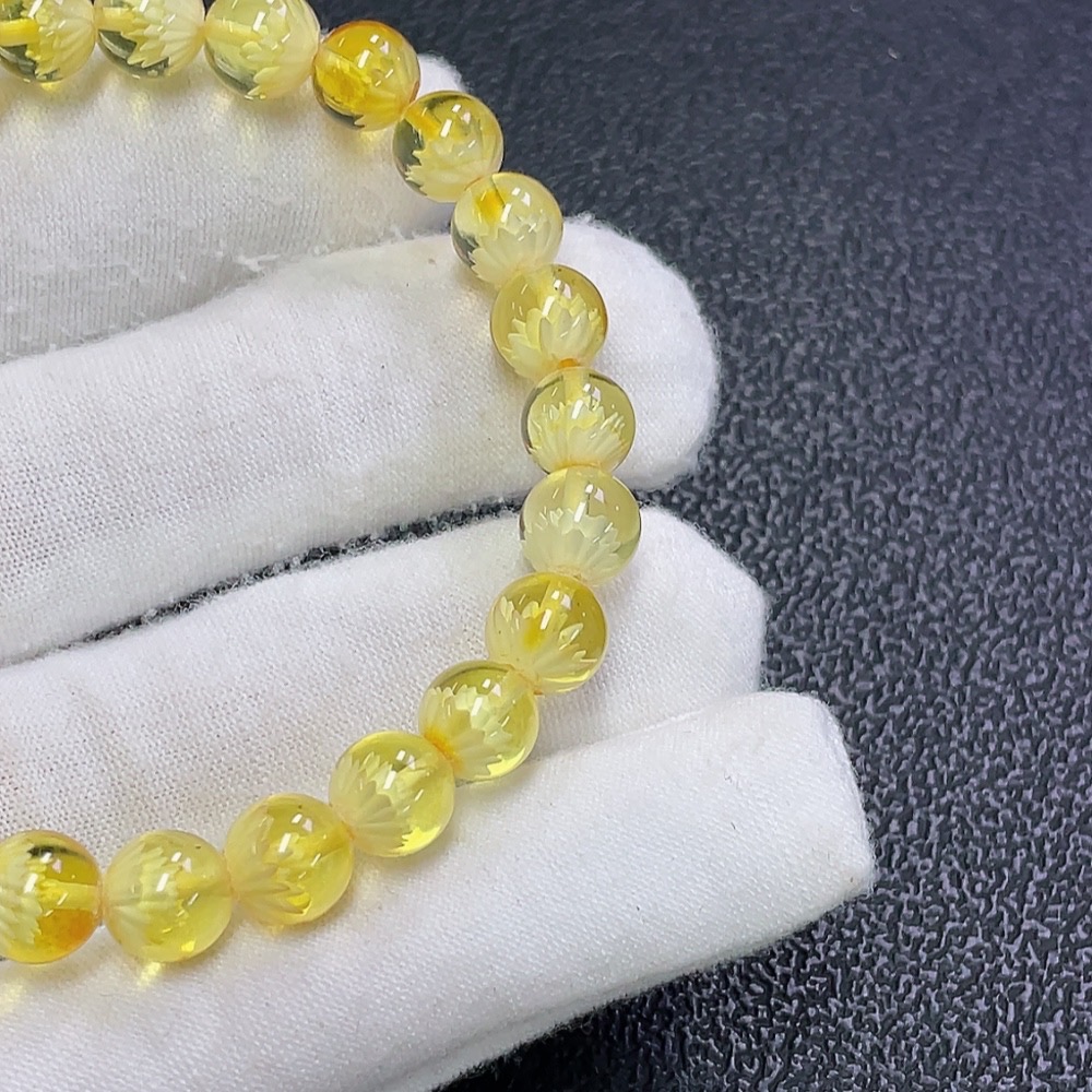 C31681634 Amber Beeswax Bracelet Total Weight Approx.6.22g Size About7.7mm