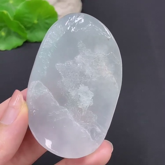 F29336197 Jadeitelandscape pendant