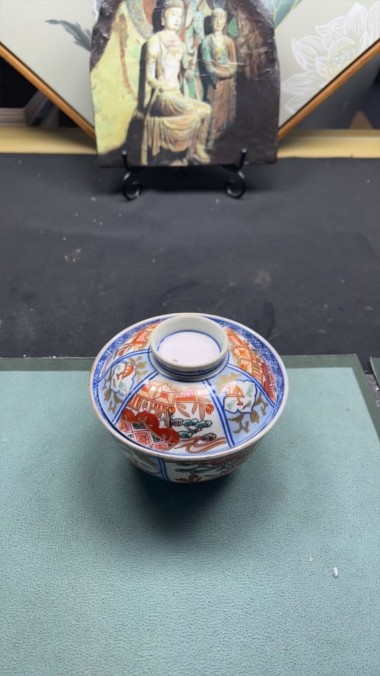 W32714812 Ceramic Undamaged Modern Painted Lidded Bowl (size as per actual item)