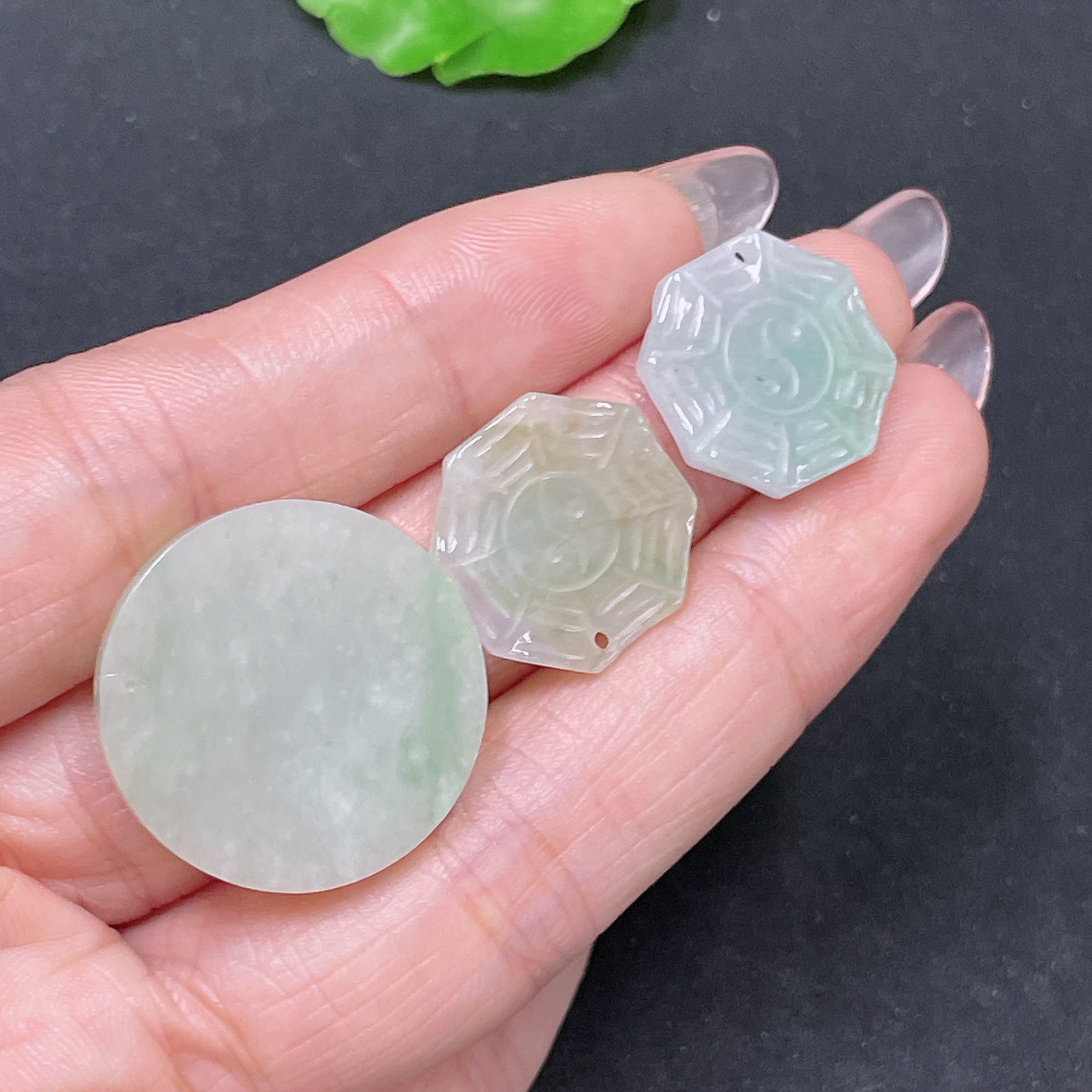 F34046817 Jadeite Pendants Sell as a Lot