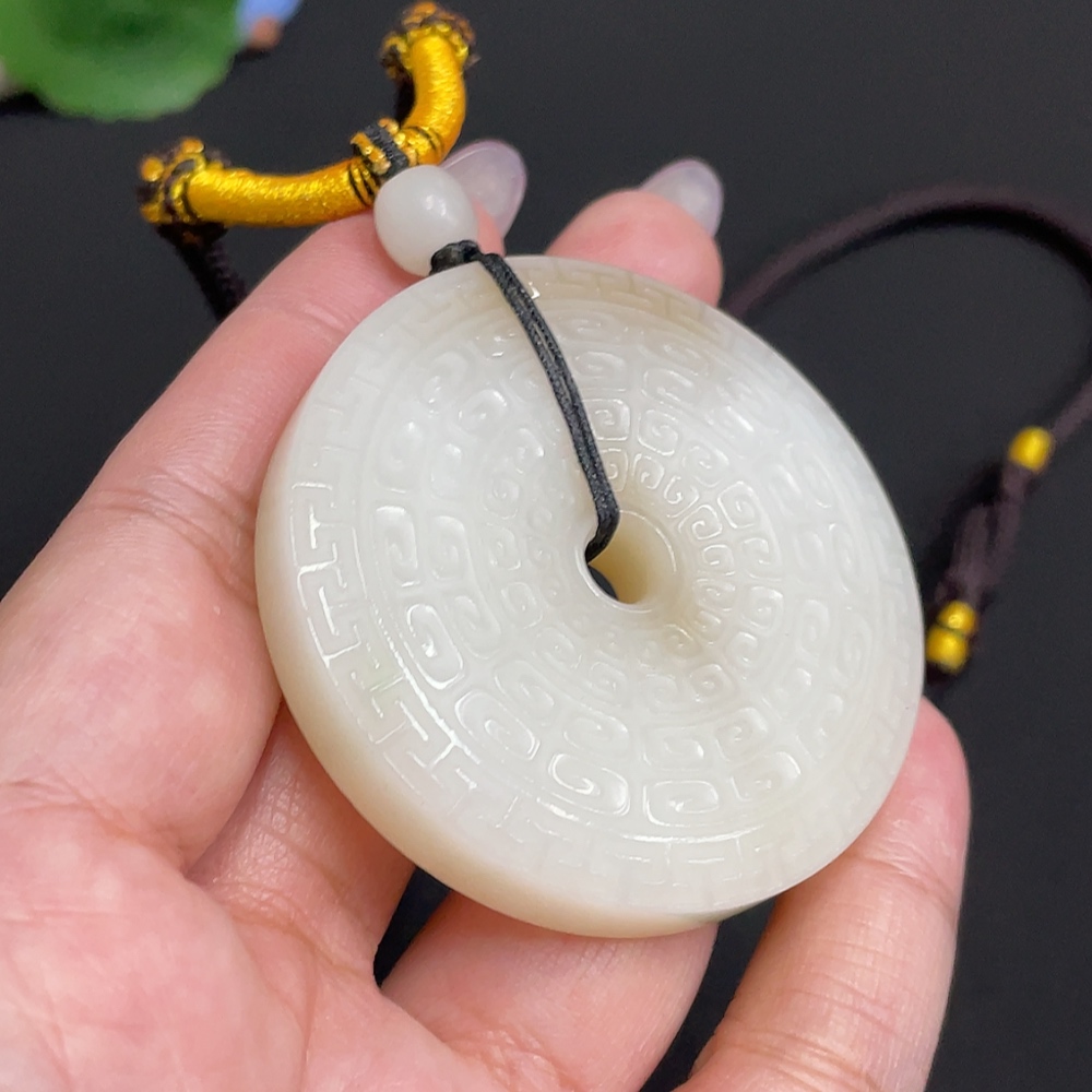 H33900448 Hetian Jade Pendant, Antique-style Button