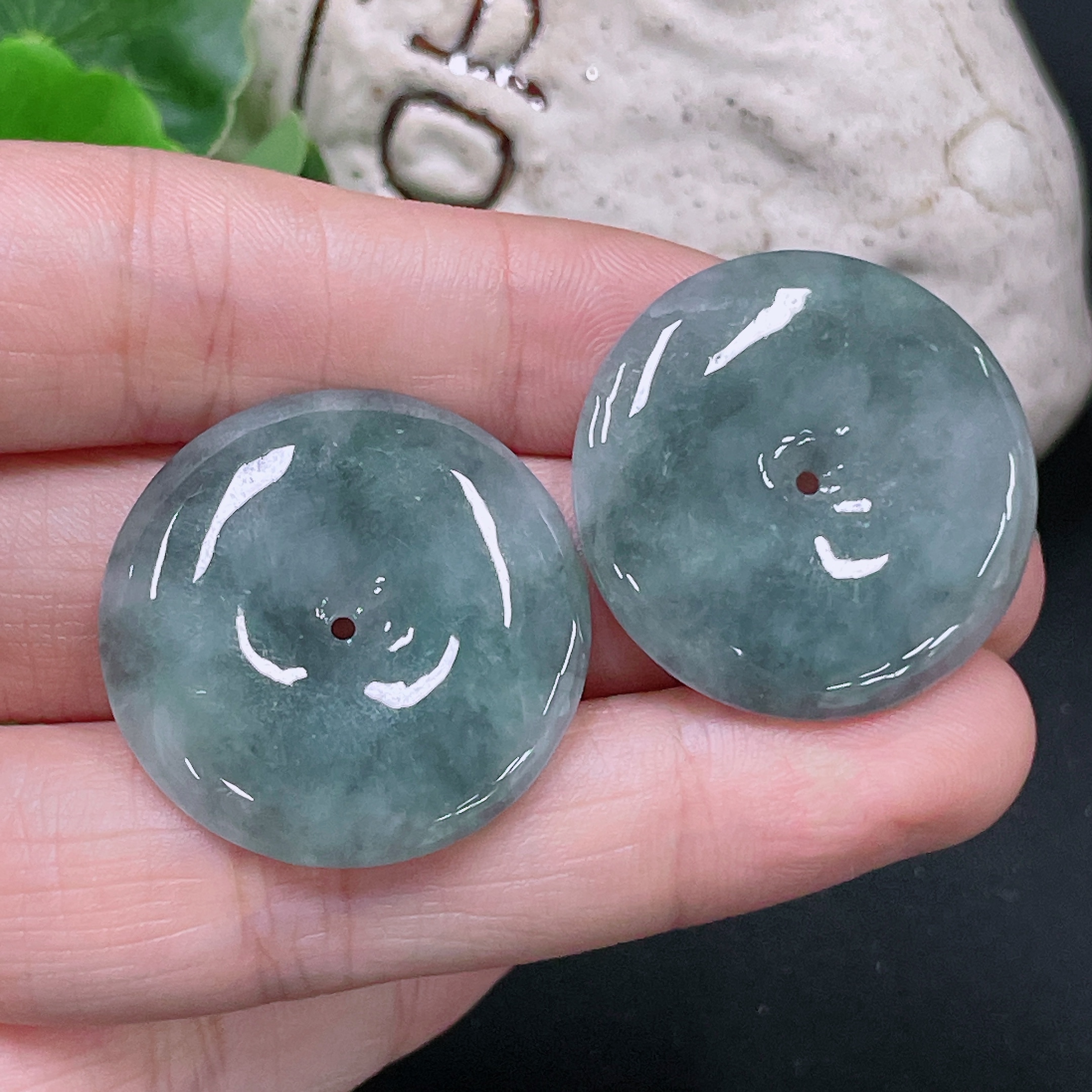 F33865648 Jadeite Pendants Sell as a Lot