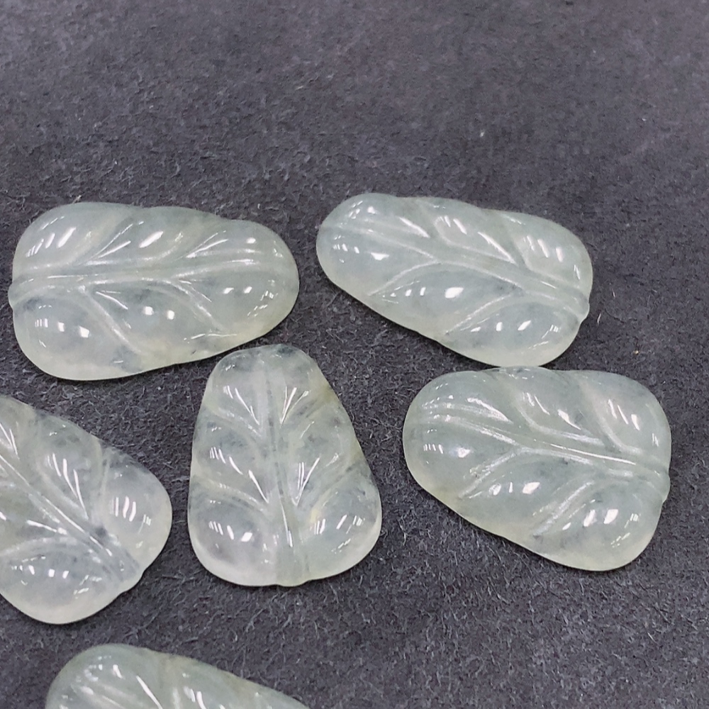 F34024589 Jadeite Pendants Sell as a Lot