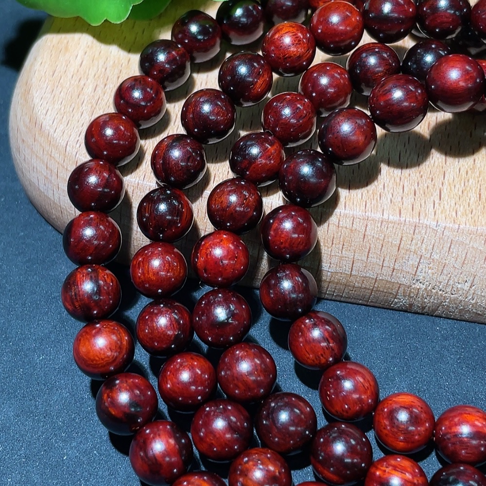 W31608504 Rosewood Long Strand, Total Weight Approx. 35.7g, Bead Size 8mm