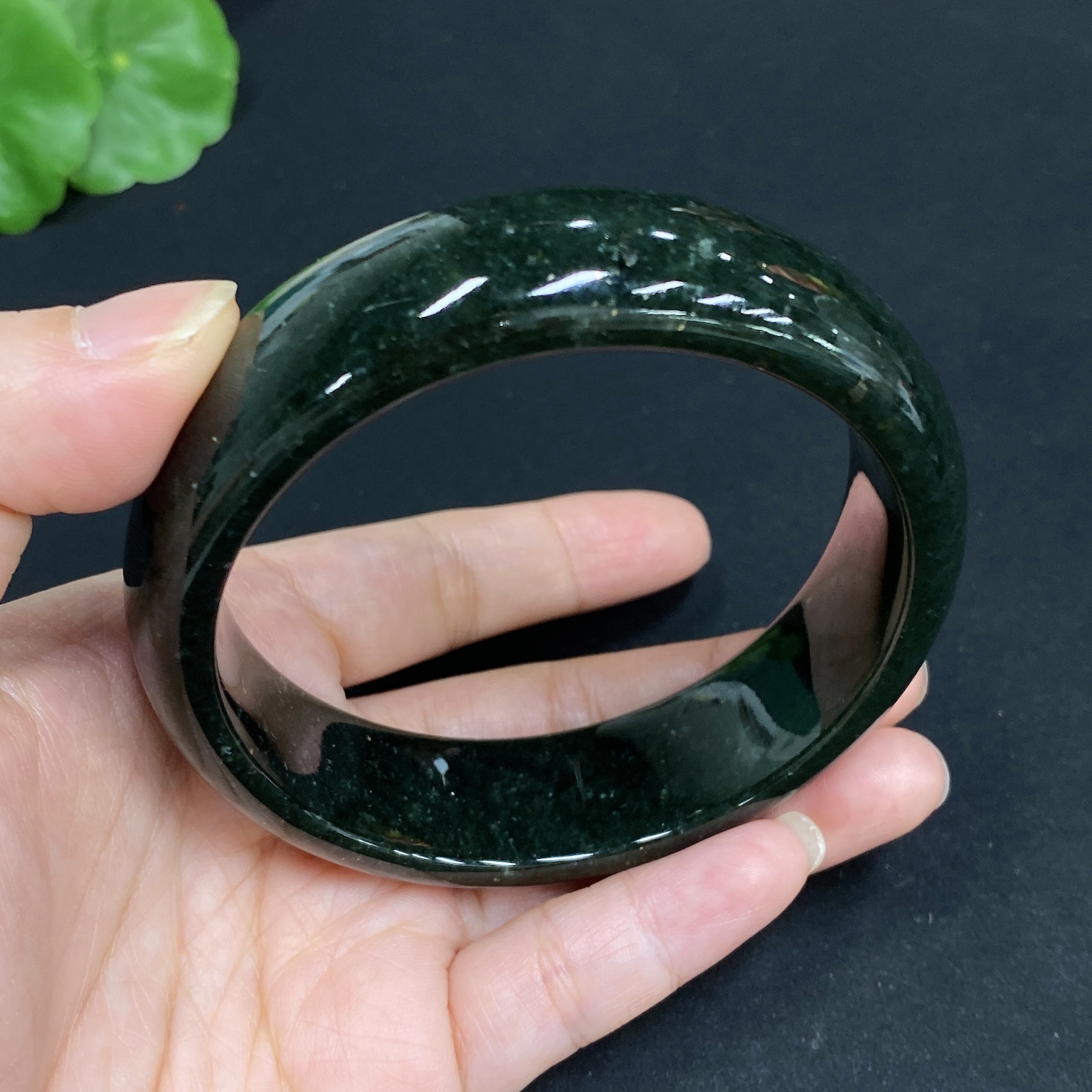 H34015045 Hetian Jade Round Bracelet Size 62.3 Total Weight Approx. 85.5g