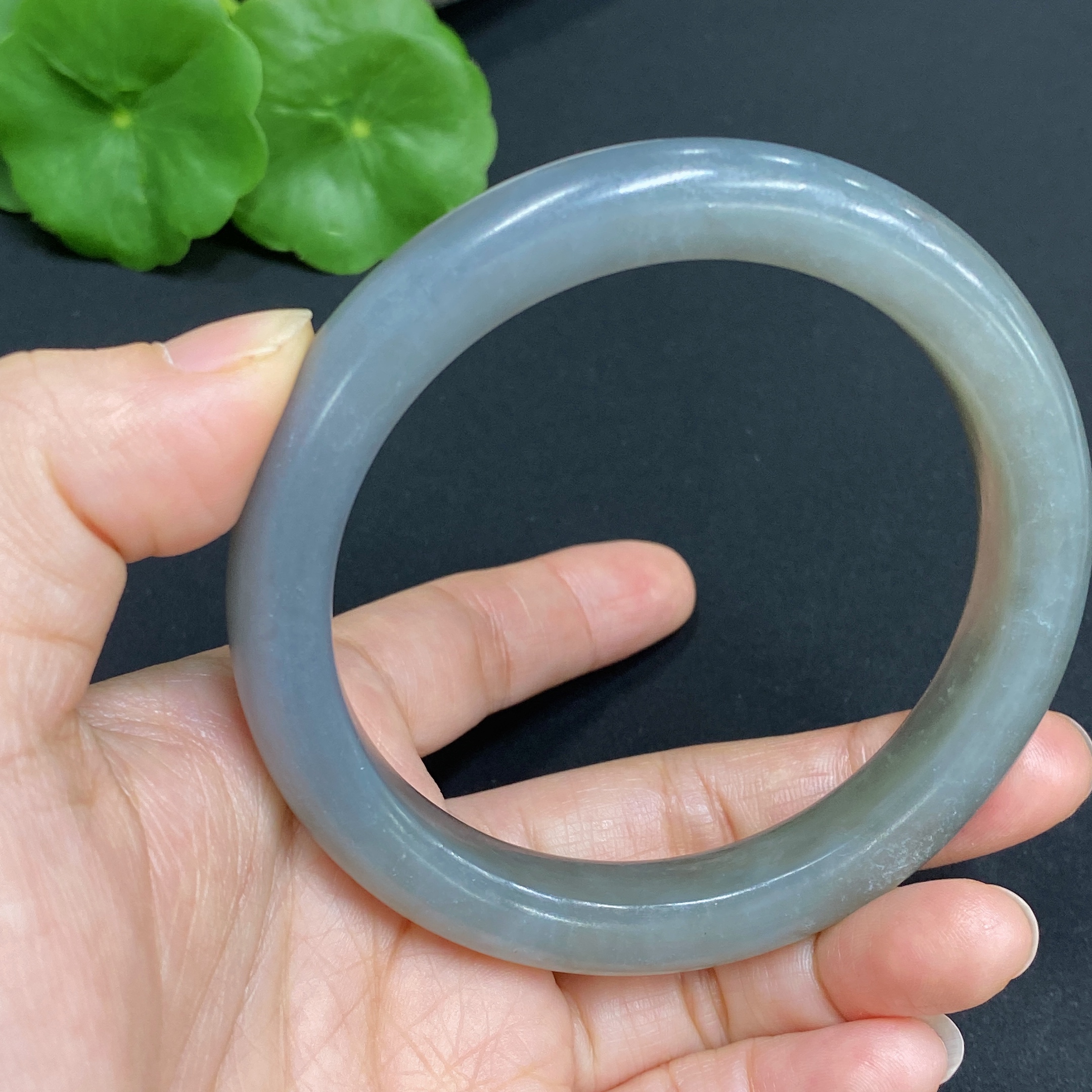 H32771658 Hetian Jade Round Bracelet Size 59.7 Total Weight Approx. 50.2g