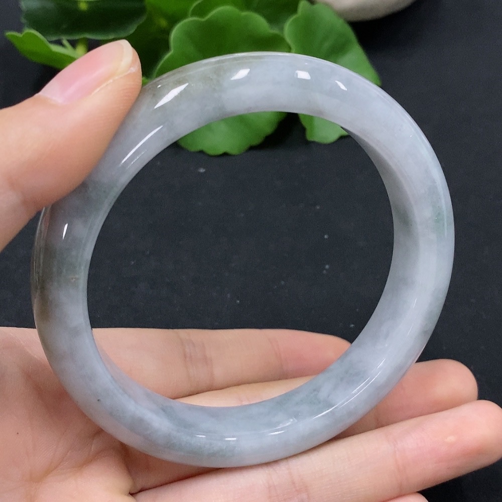 F29315617 Jadeite Round Bracelet Size 59.7 Total Weight Approximately 66.74g
