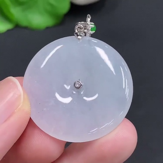 F30457153 Jadeite Safety Buckle, Non-Gold Inlaid, Total Weight Approximately 11.5g, Beads Not Jadeite