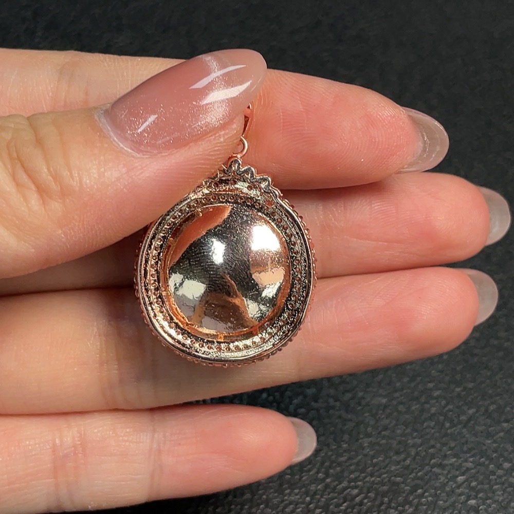 C29403168 South Red Agate Inlaid Pendant Non-Gold Inlaid Total Weight Approx. 9.07g