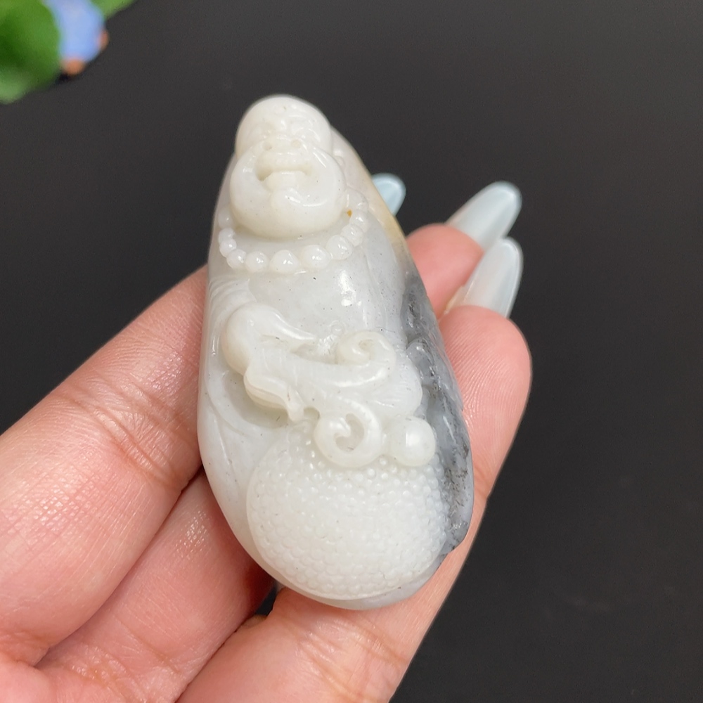 H31598645 Hetian Jade Pendant - Buddha Figure - Undetermined Skin Color Origin - Total Weight Approx. 46.4g