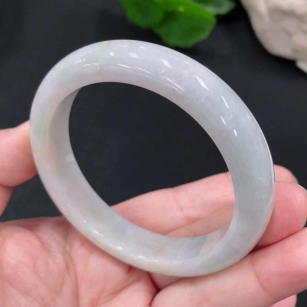 F29344788 Jadeite Round Bangle, Size 56, Total Weight Approx. 58.6g