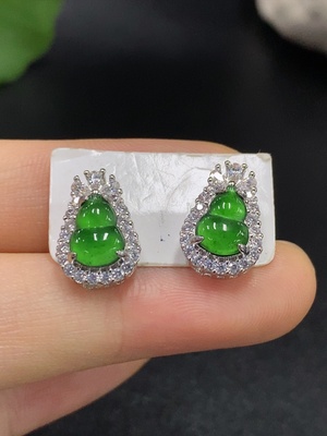 F29381413 JadeiteInlaid Earrings Non-Gold