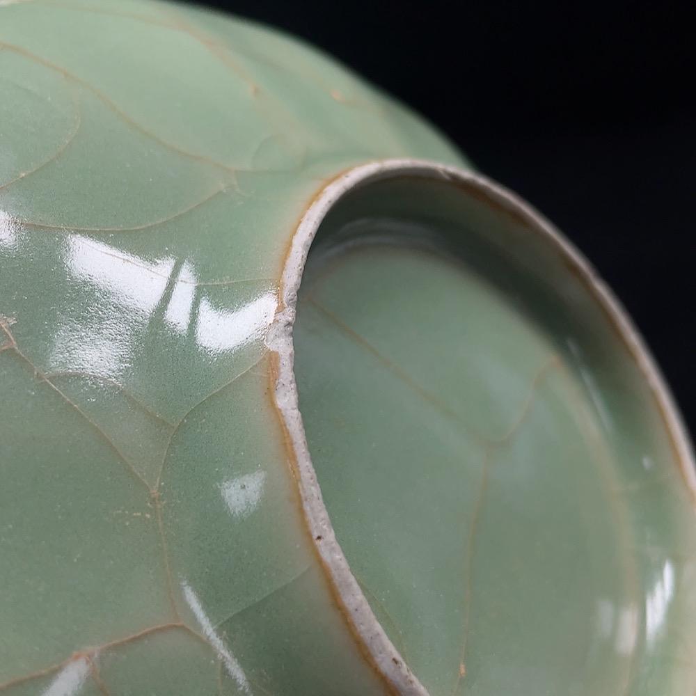 W34988448 Ceramic, Perfect Condition, Modern Celadon Dish (Subject to Actual Item)