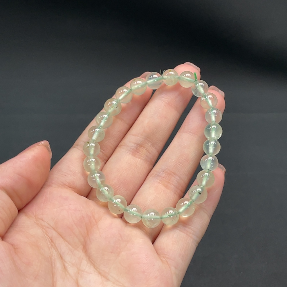 C16708106 Prehnite Bead Strand approx.13.99g 7.3mm