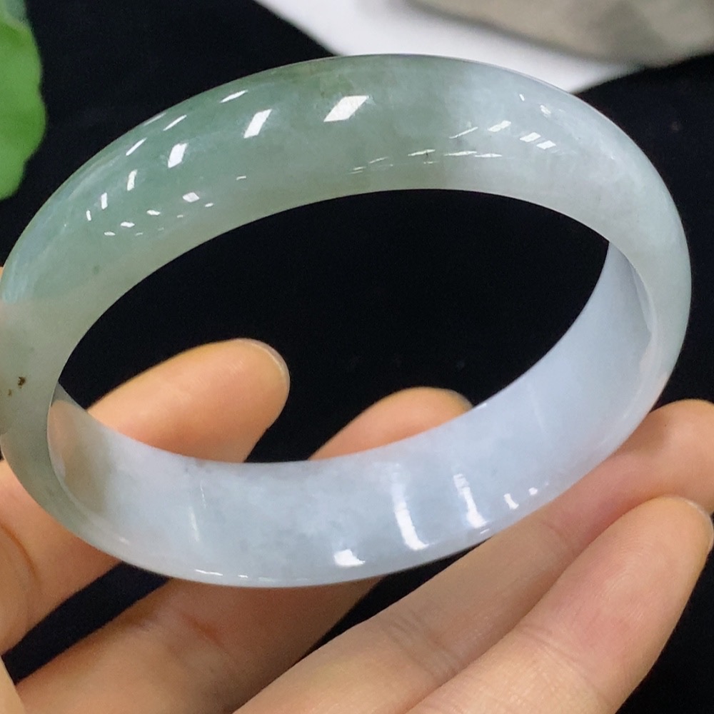 F35095250 Jadeite Round Bangle Size 58.1 Total Weight Approx. 46.08g