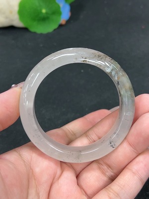H41939267 非洲翠(独龙玉)正圈手镯 圈口51.1 货品总重约41.8g