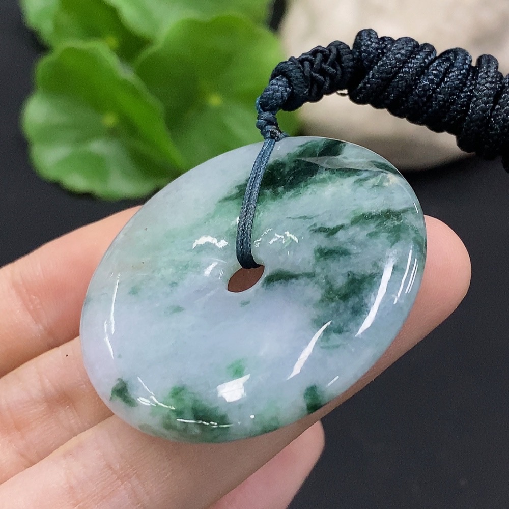 F34995890 Jadeite Peace Knot Pendant, Total Weight Approximately 25g