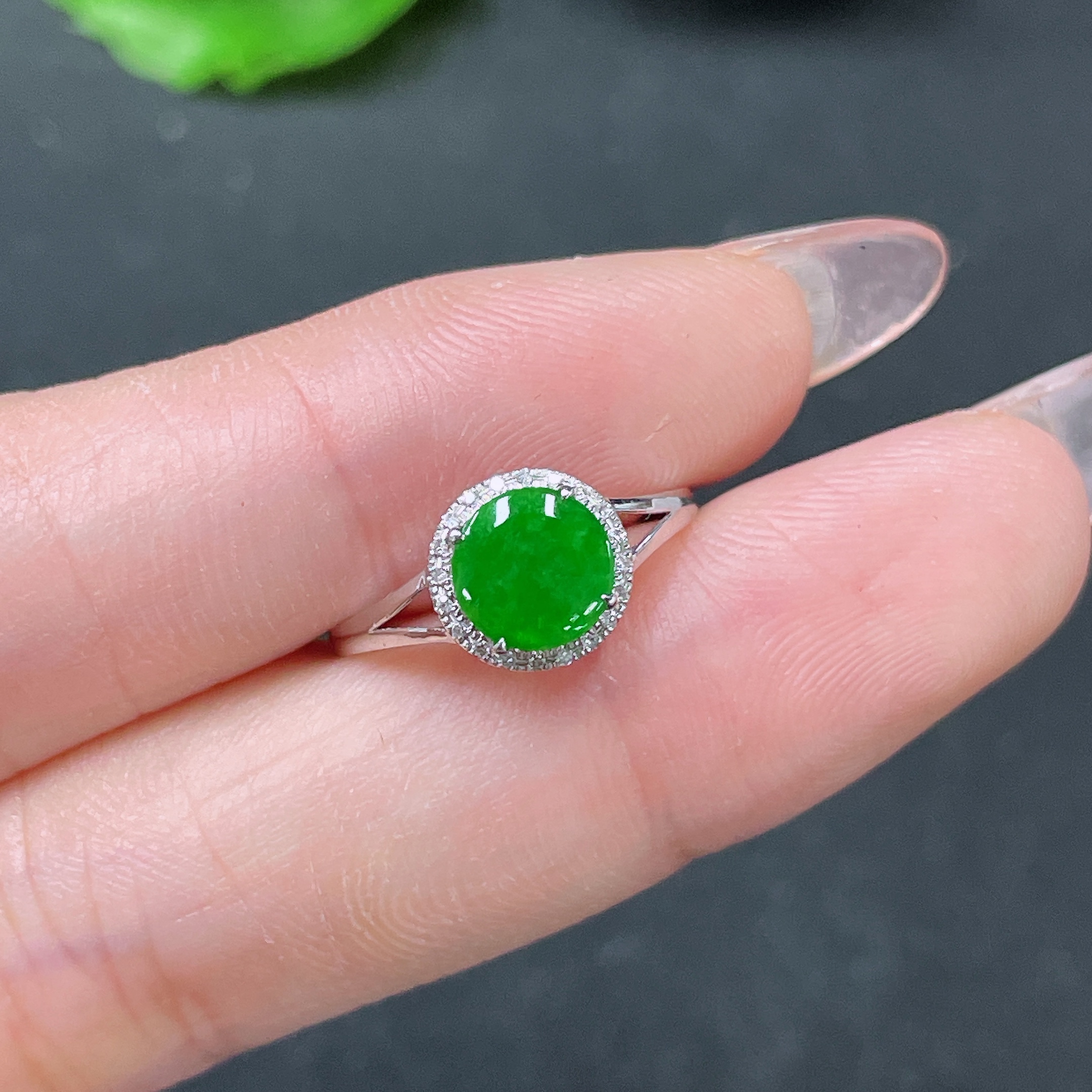 F34021393 Jadeite Ring with 18k Gold and Diamond Accents, Size 9, Total Weight Approx. 1.22g