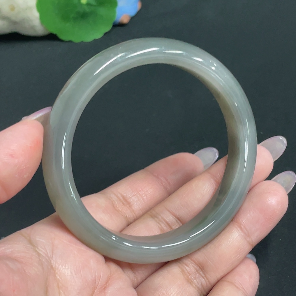 H33939597 Hetian Jade Round Bracelet Size 59.3 Total Weight Approx. 50.7g