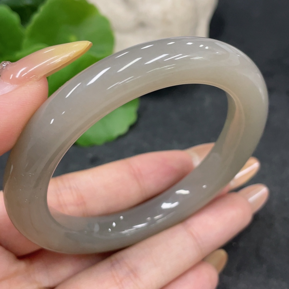 H32777594 Hetian Jade Round Bracelet, Size 54.7, Total Weight Approx. 51g