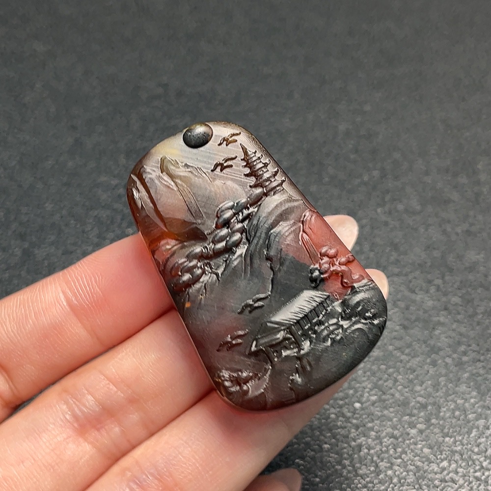C33871680 Amber Beeswax Pendant Total Weight Approx. 10.87g