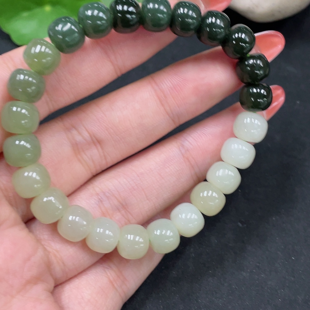 H35085070 Hetian Jade Bracelet Approx. 7.8mm Total Weight Approx. 20.2g