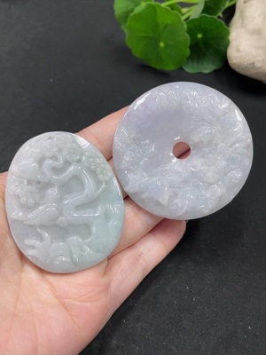 F29360943 翡翠挂件一手走