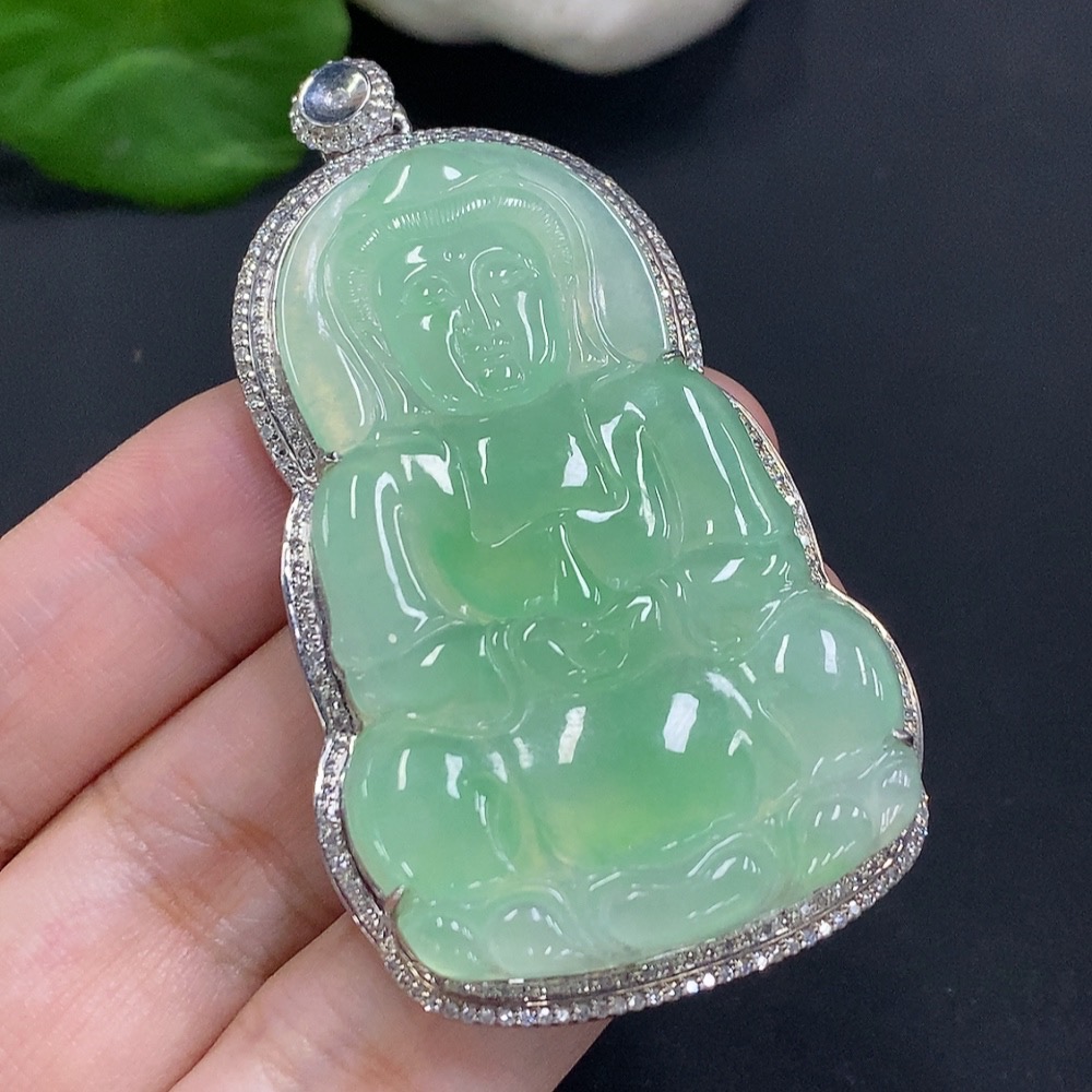 F33883557 Jadeite Guanyin Pendant in 18K Gold with Diamond Accents, Total Weight Approximately 18g