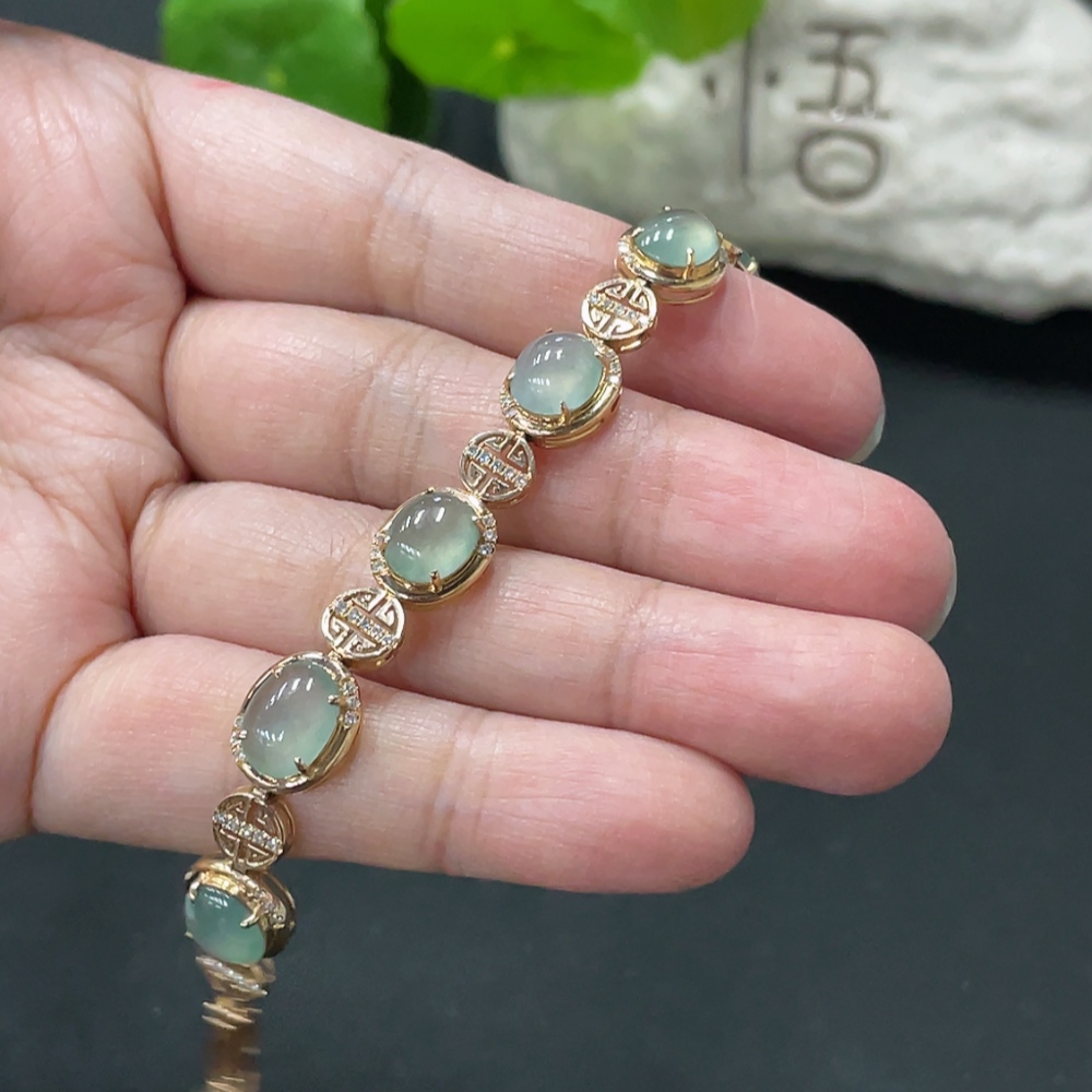 F35172266 Jadeite Cabochon Inlaid Bracelet, 18K Gold with Diamond Accents, Total Weight Approx. 11.6g