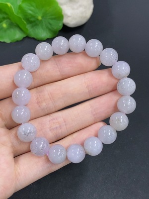 F42968241 翡翠手串 货品总重量约34.1克 卡10mm左右