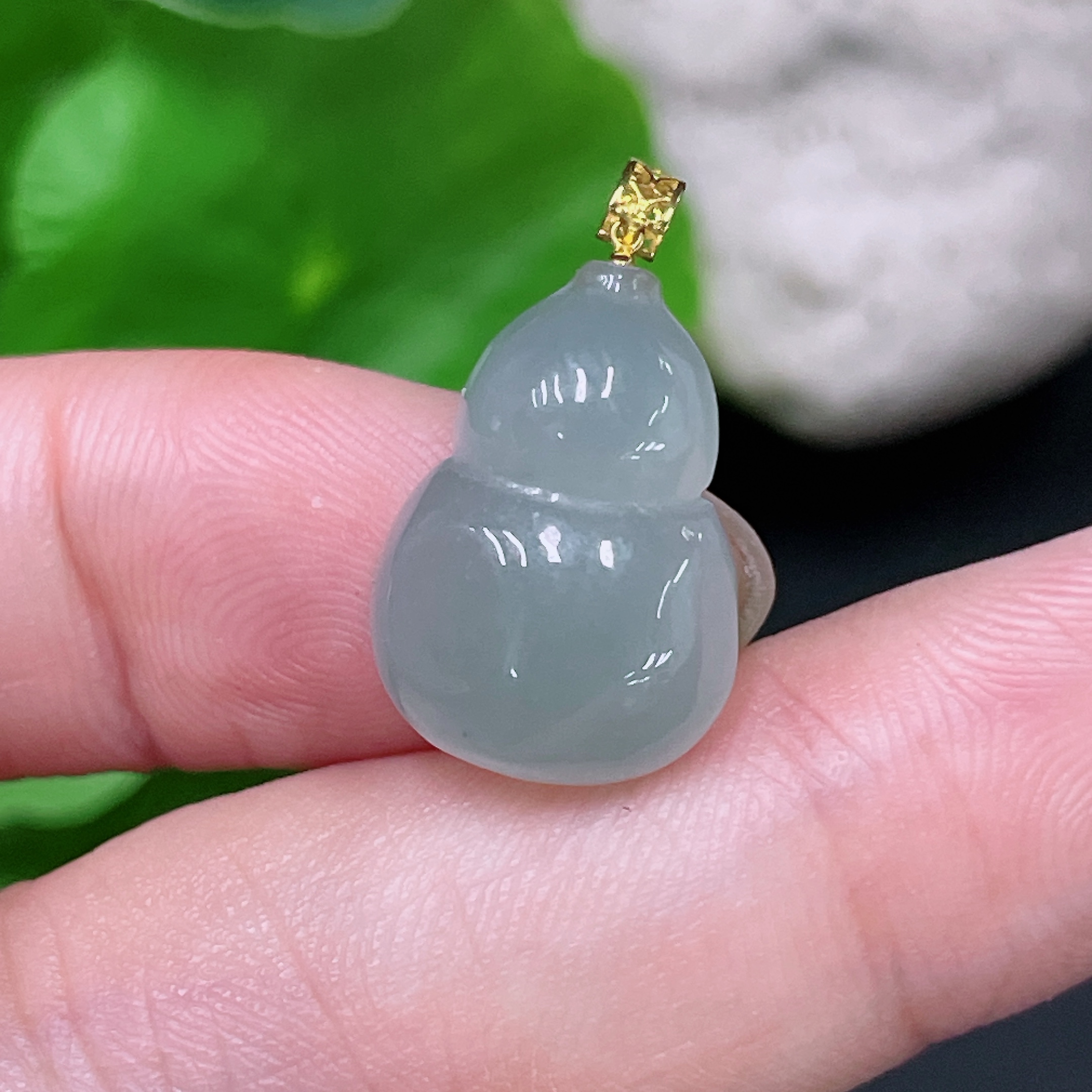 F33893219 Jadeite Pendant Gourd 18k Total Weight Approx. 2.15g