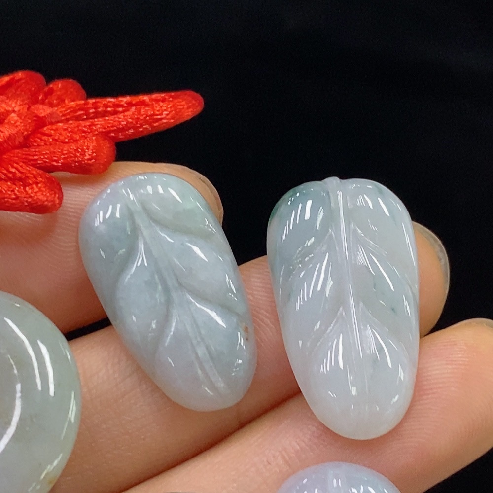 F32788821 Jadeite Pendant Bulk Lot with Non-Grade A Beads